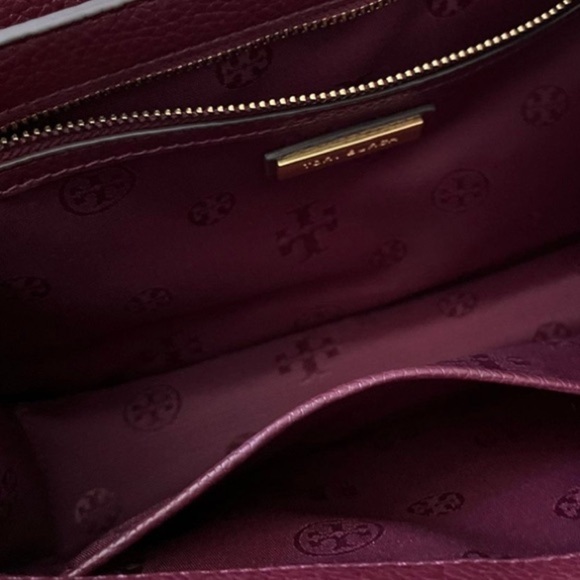 Tory Burch Britten Adjustable Shoulder Bag - Picture 3 of 3